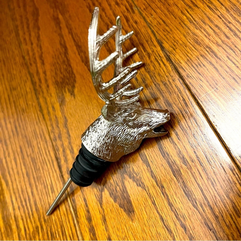 Jagermeister - Stag/Elk/Deer Head Metal Bottle Pour Spout Stopper Collectible​​
